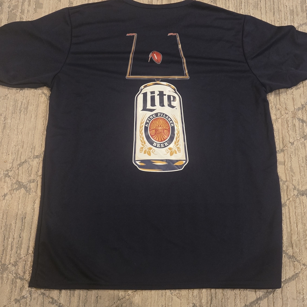 Navy Graphic Beer Tee